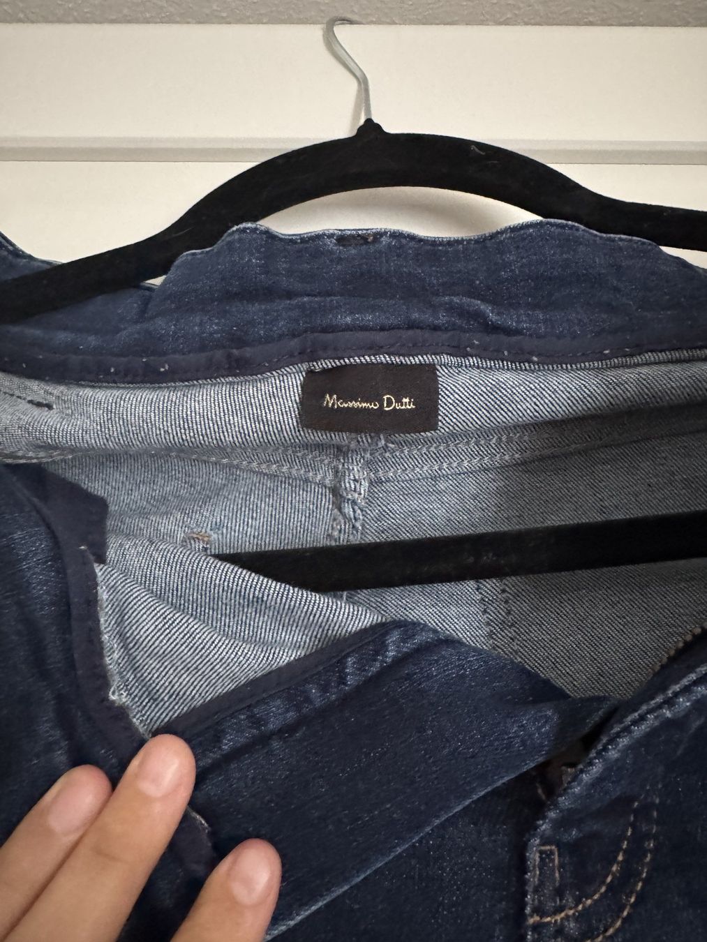 Massimo Dutti Jeans: Massimo Dutti Flared Jeans dunkelblau, Gr. 27 – Gebraucht aus Zürich von flo_8yph 1