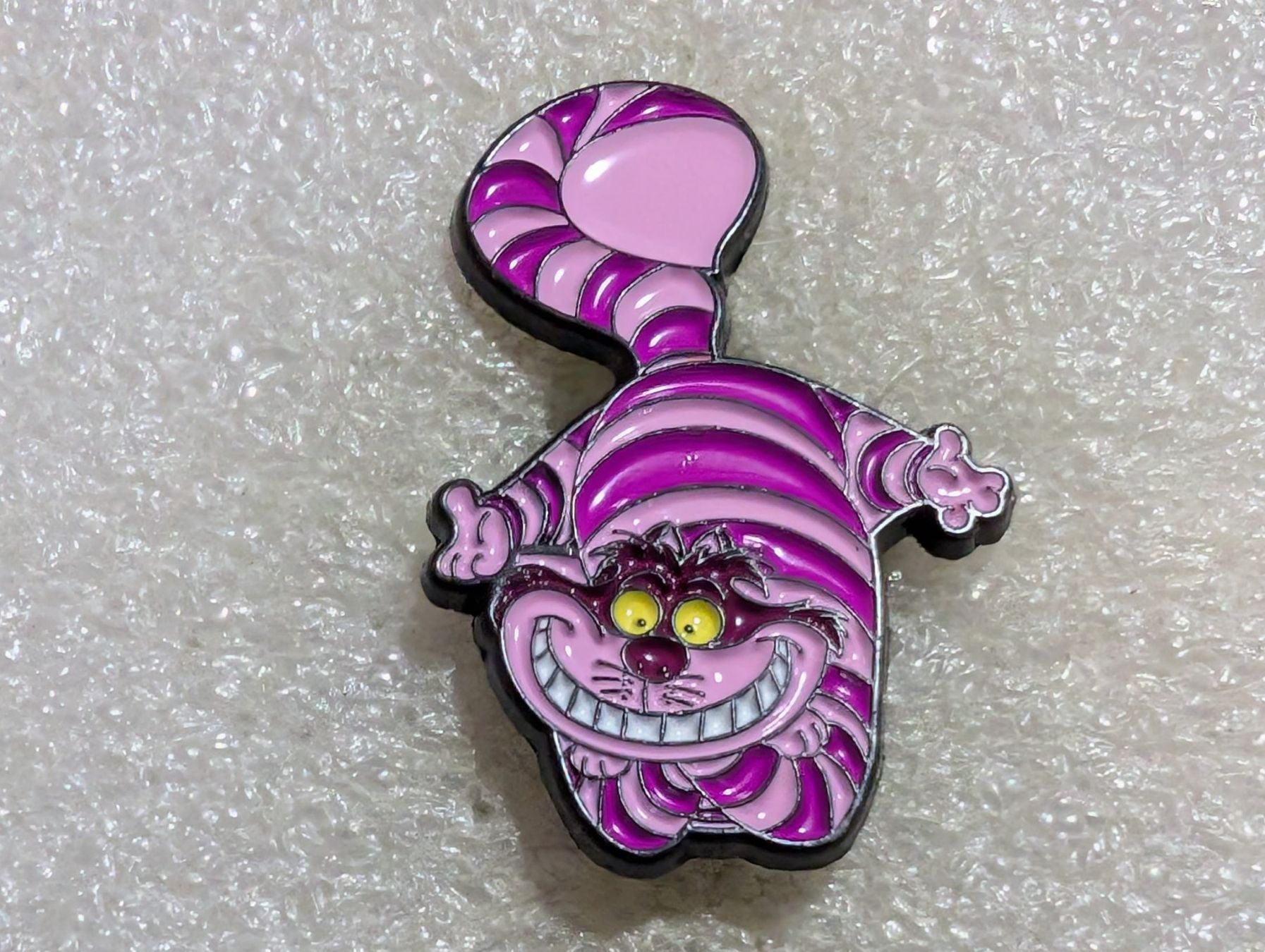 Plaketten & Abzeichen: Ansteckbutton 240: Disney – Gebraucht aus Oppligen von Pin-Fall-Shop