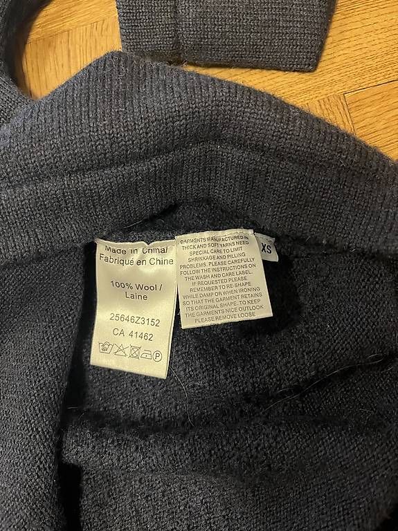 Maglioni & Felpe: Pullover 100% Wolle Damen XS navy – Usato da Basel venduto da blumenkimd 3