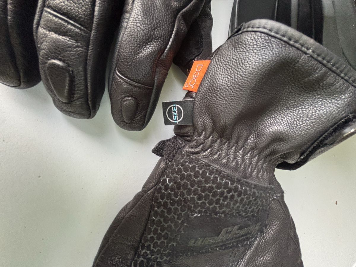 Caschi & visiere: Casque et gants de moto – Nuovo (secondo la descrizione) da Prangins venduto da Rodard8 9