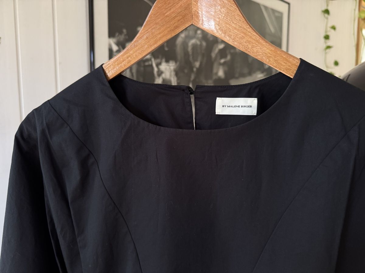 Malene Birger Camicette: Schwarze Bluse von Malene Birger, Grösse 36 – Usato da Allmendingen b. BE venduto da naluwe 1