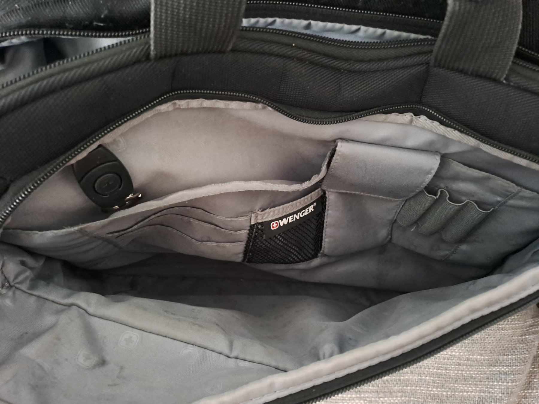 Wenger Taschen: Business-, Laptop- und Computertasche WENGER – Gebraucht aus Feuerthalen von kigo87 2