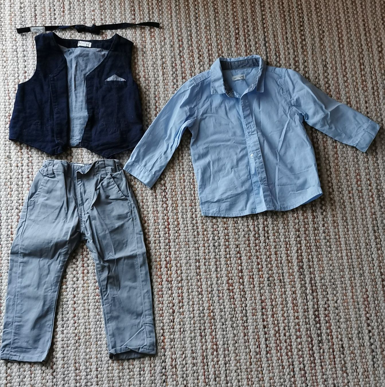 Completi: Festliches Anzug-Set Gr. 74 – Usato da Oberhofen am Thunersee venduto da jo0ker9 1