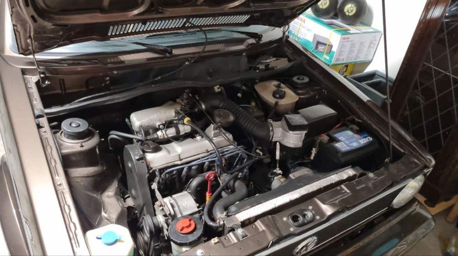 VW Autos: VW Golf 1 Cabrio – Gebraucht aus Trogen von Brolylssj 6
