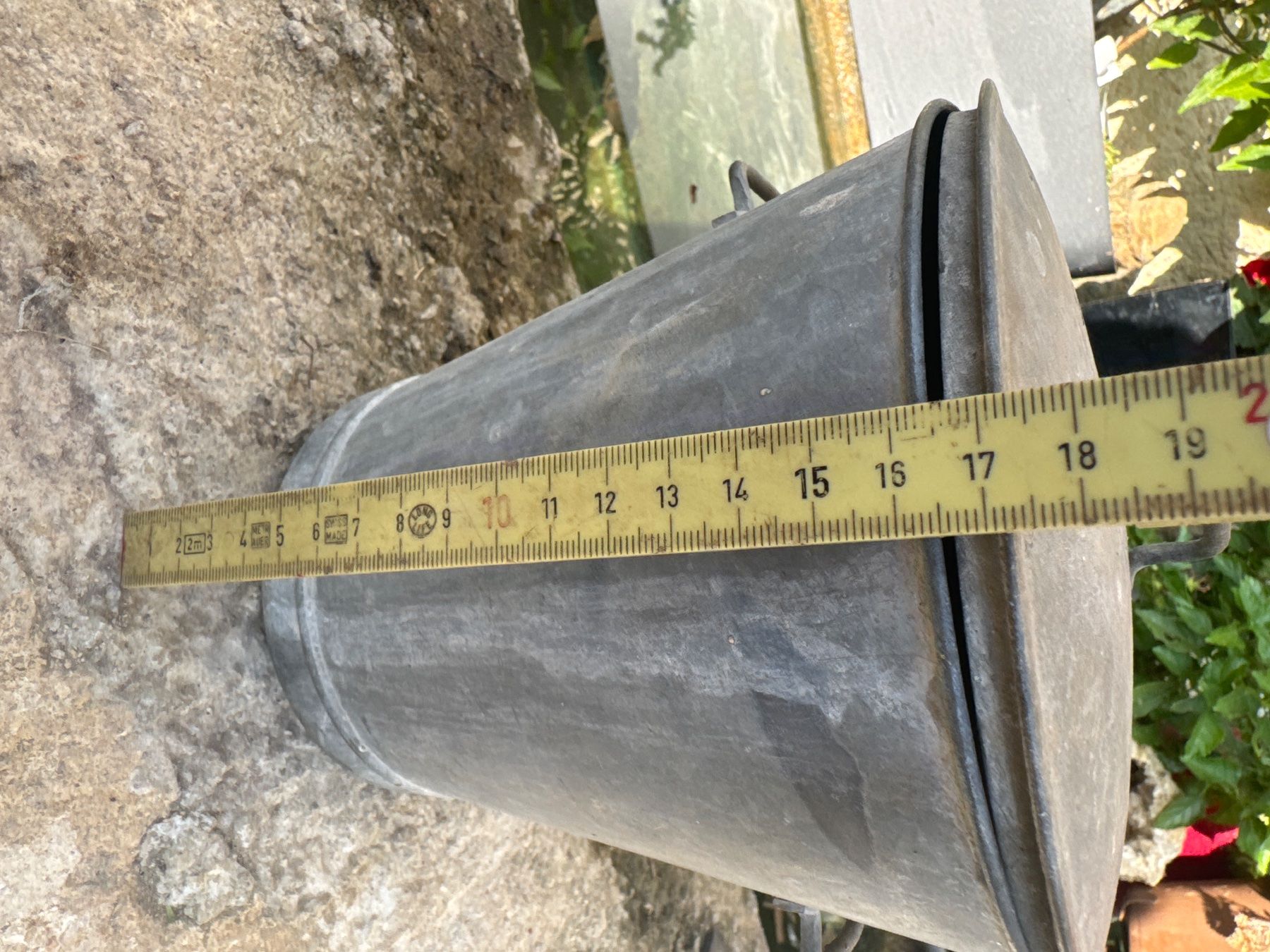 Spielzeuge: Ancienne lessiveuse jouet enfants, zinc – Gebraucht aus Lajoux JU von Briard0 1