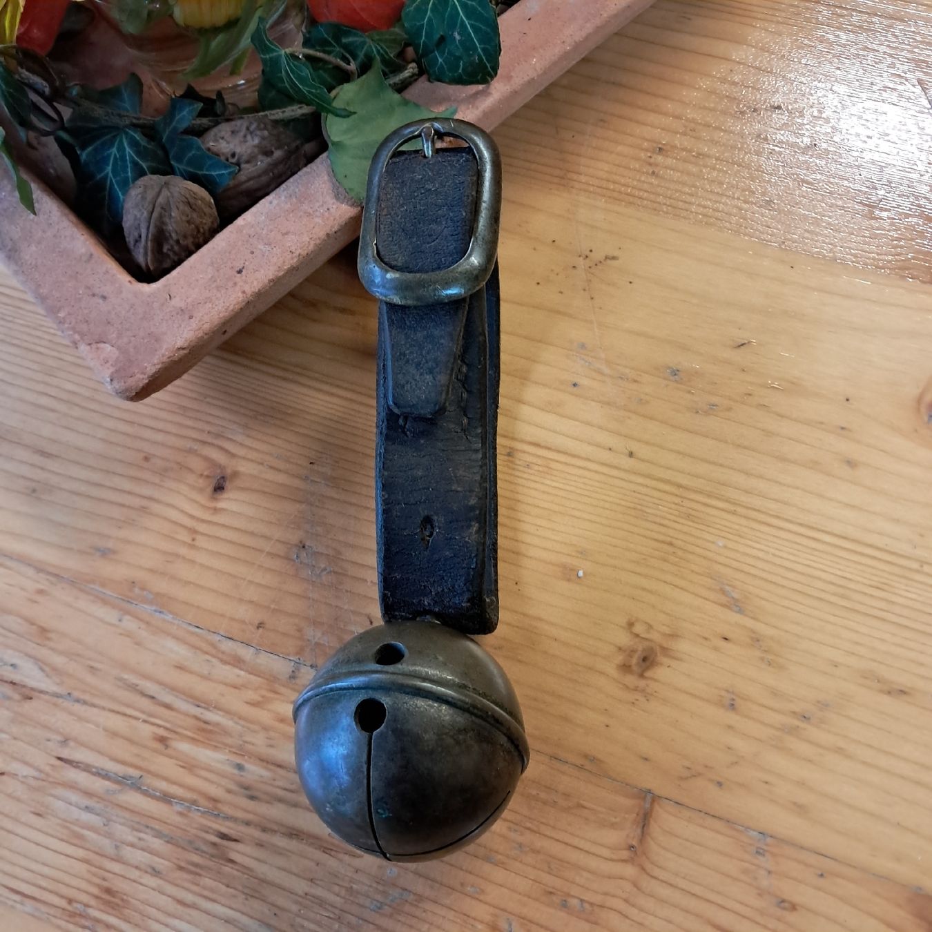 Cloches & sonnailles: Schöne Roll Glocke  – D'occasion à Murten par SHETHOF 4