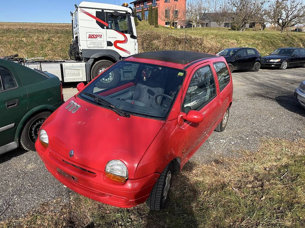 Renault Automobili: Renault Twingo à vendre POUR PIECES – Usato da Lausanne venduto da Bibopp1004