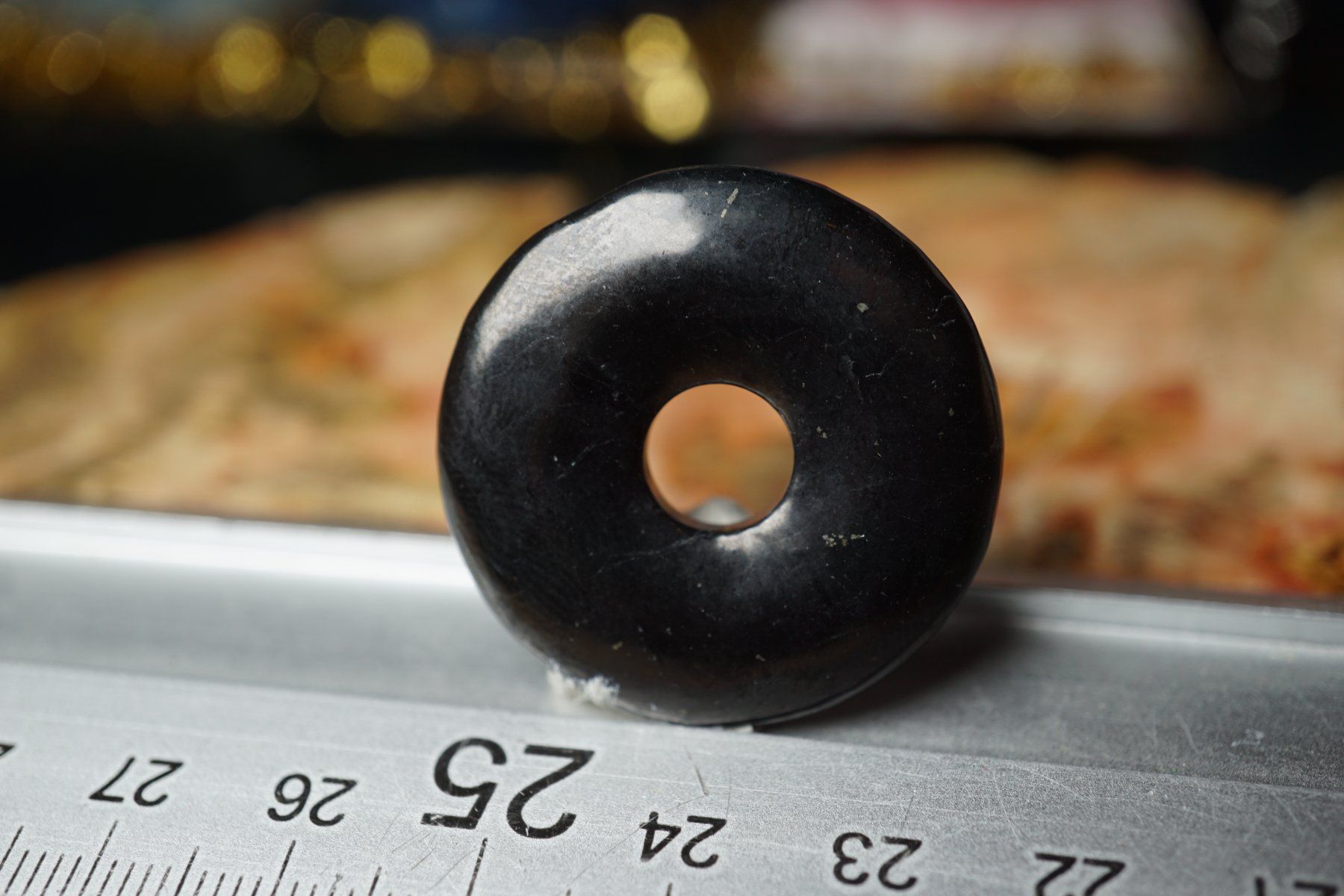 Mineralien & Heilsteine: Schungit   30mm   Pi Scheibe  Shungit – Neu und originalverpackt aus Eschenbach SG von topstone 3