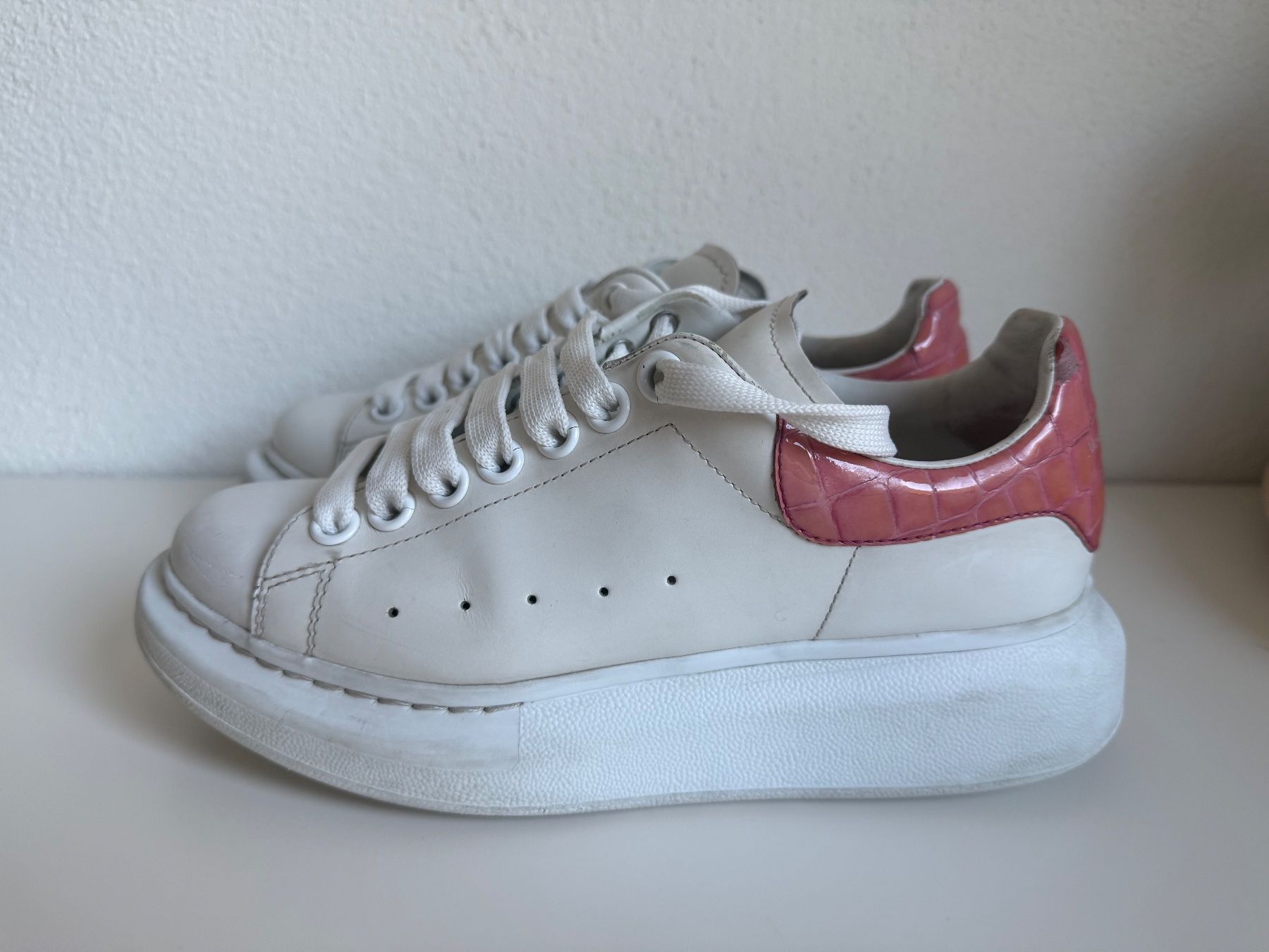Alexander Mcqueen Scarpe da donna: Alexander McQueen Turnschuhe Sneakers – Usato da Winterthur venduto da 19.19