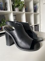 Sandales Calvin Klein en cuir noir, taille 36, neuves! (51)