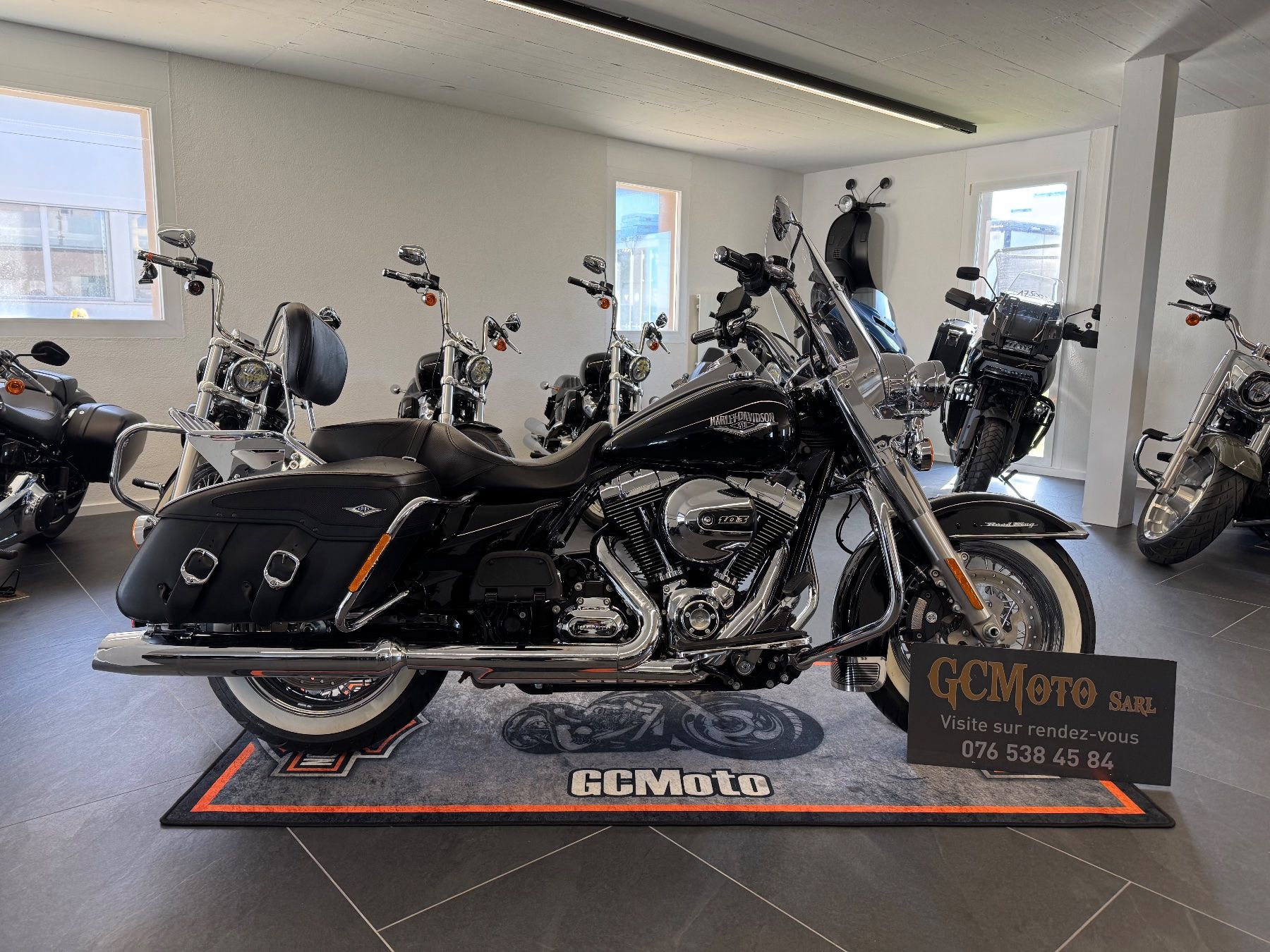 Harley-Davidson Chopper: Harley Davidson Road King 103 Touring LEASING POSSIBLE – Usato da Echallens venduto da HD90 3