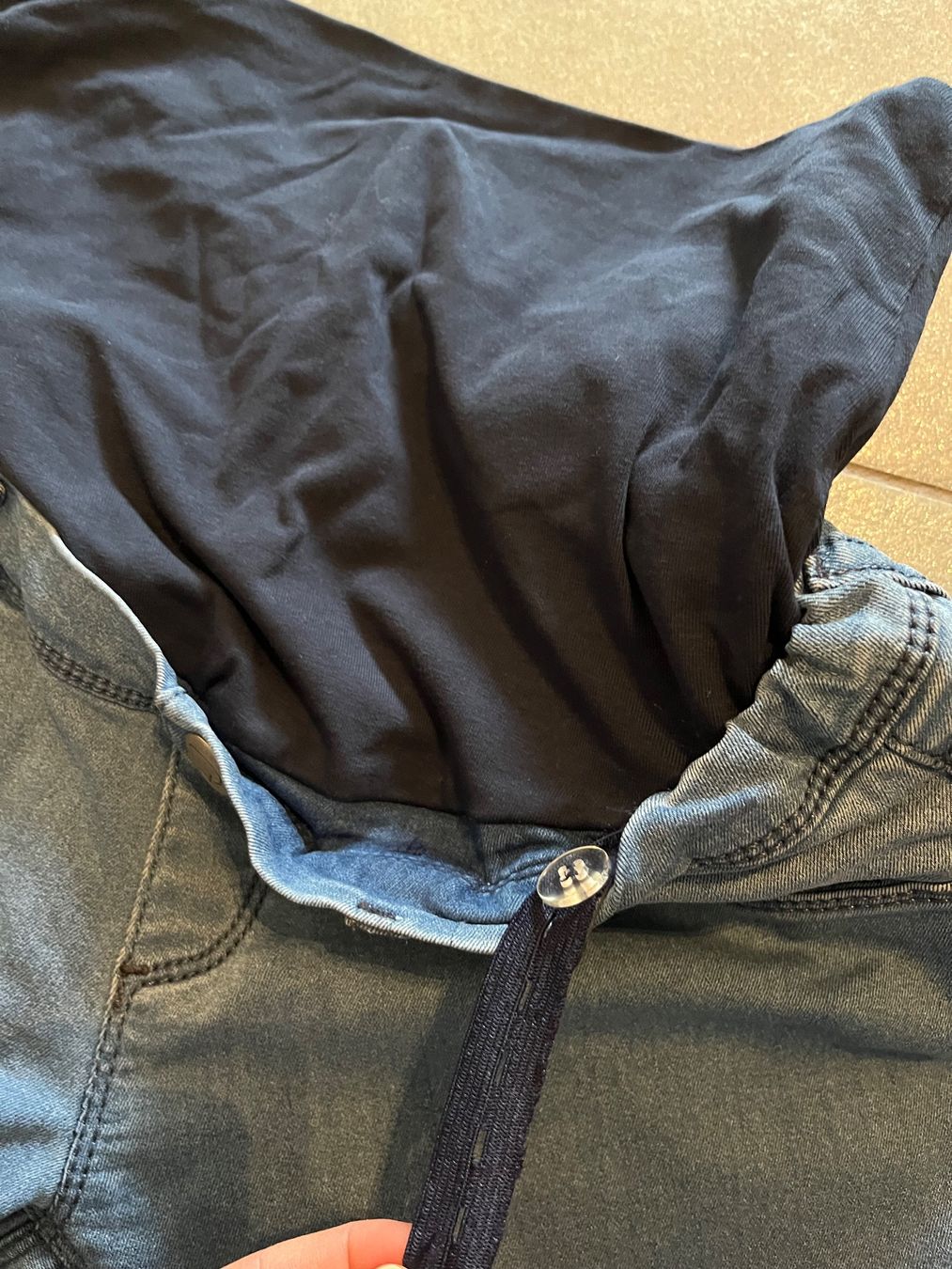 Jeans: Schwangerschaftsjeans Gr. 36 – Usato da Villnachern venduto da schudelinho 1