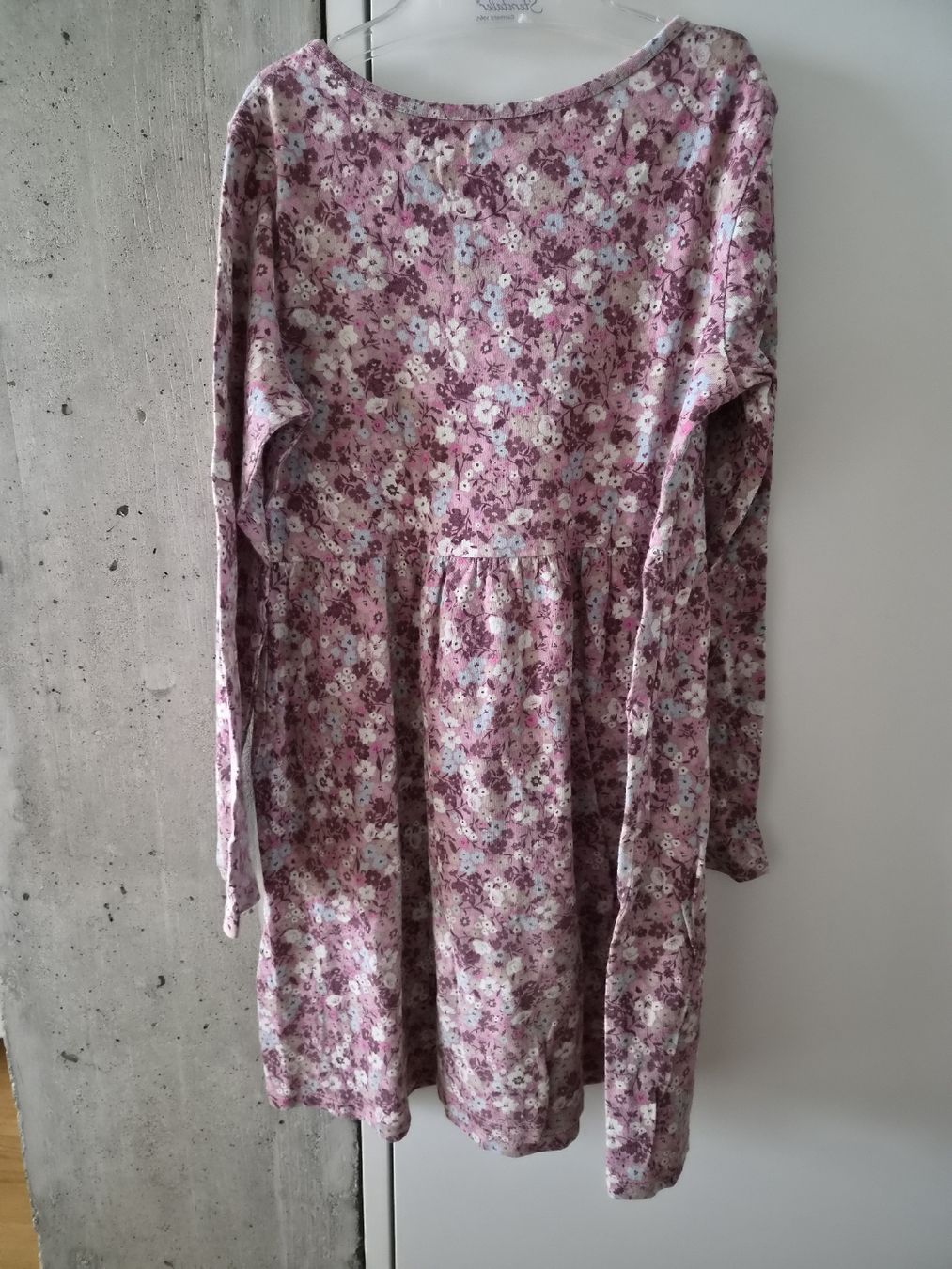 H&M Kleider & Röcke: Kleid mit Blumen Muster  – Gebraucht aus Bern von hirse03 1