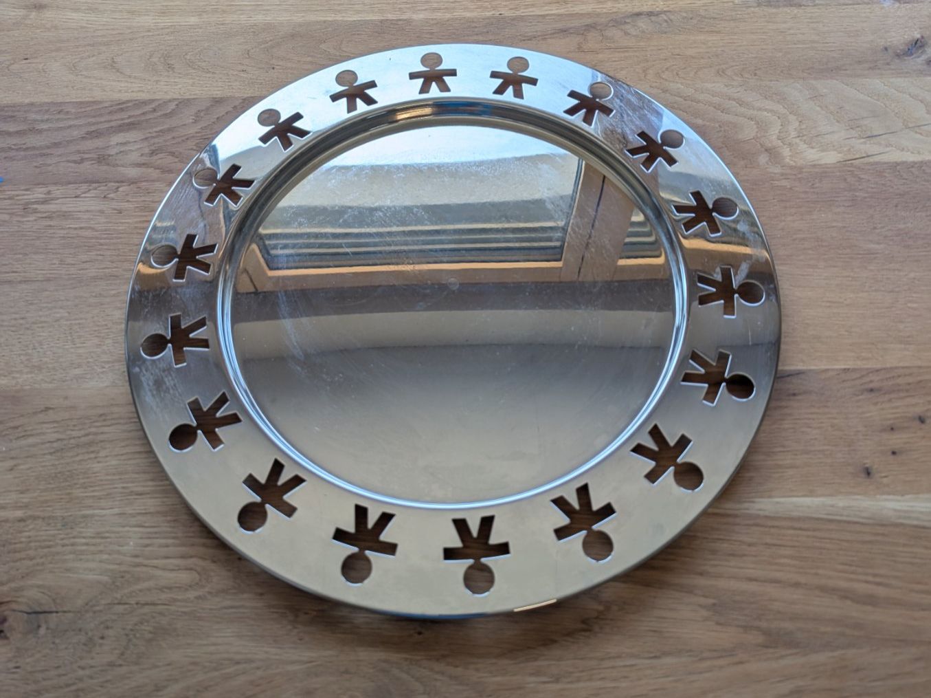 Alessi Servierplatten: Alessi Girotondo Tablett – Gebraucht aus Walchwil von Rica_qmy6