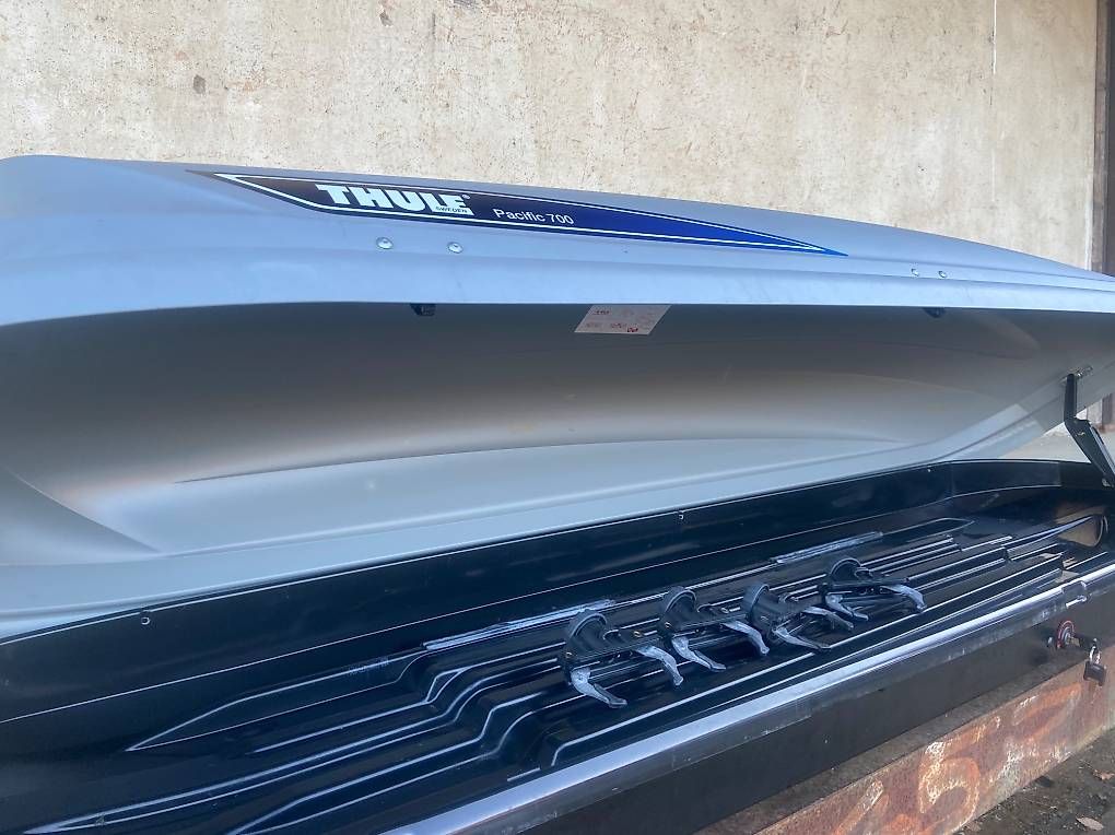 Box da tetto: XXL Dachbox Thule Pacific 700 mit oder ohne Träger – Usato da Leuzigen venduto da Doppelrad 5