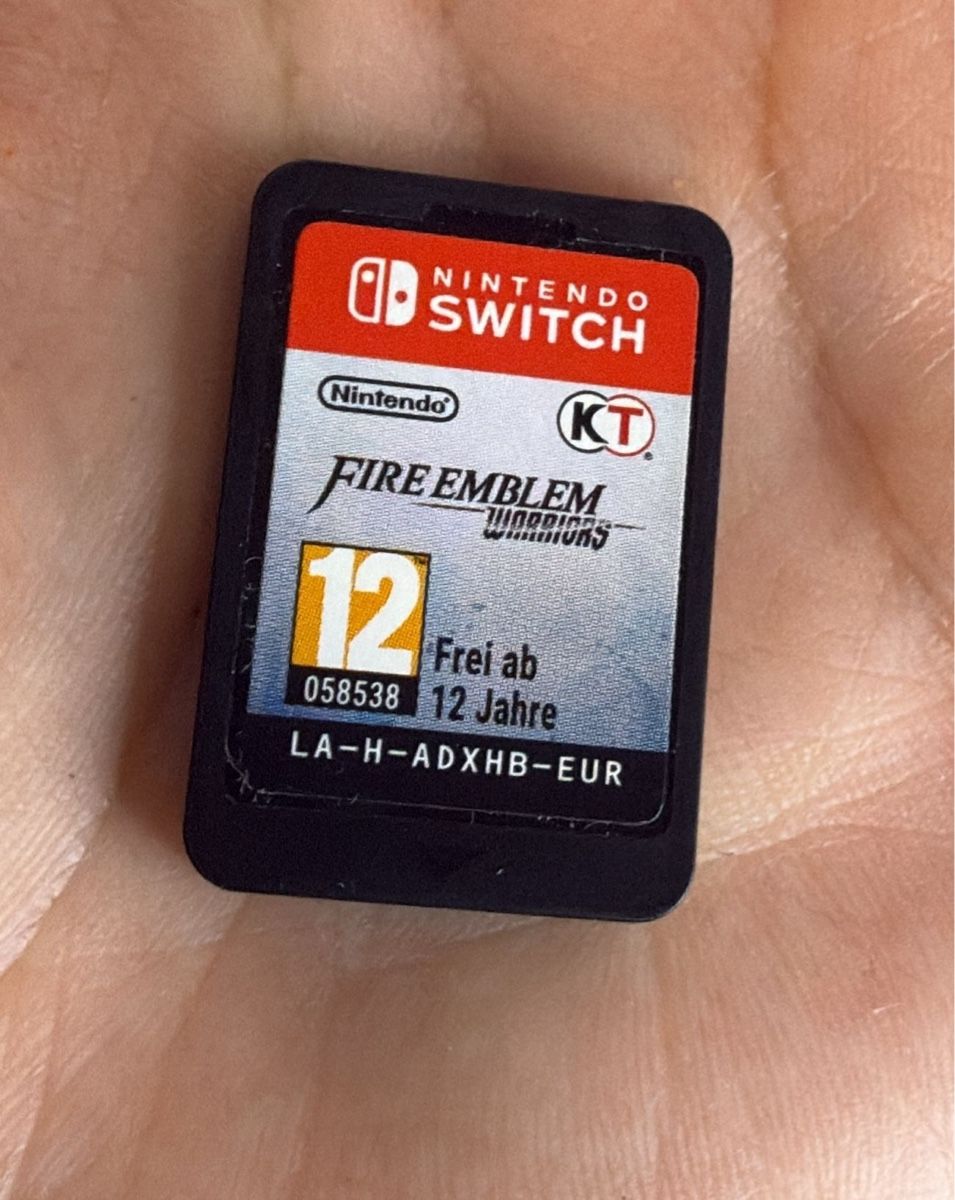 Nintendo Giochi: Nintendo Switch Fire Emblem Warriors - Game Catridge – Usato da Ehrendingen venduto da bubulence