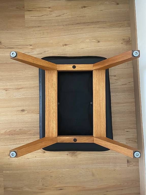 Hocker: Lederhocker – Gebraucht aus Winterthur von jul_s9bd 3