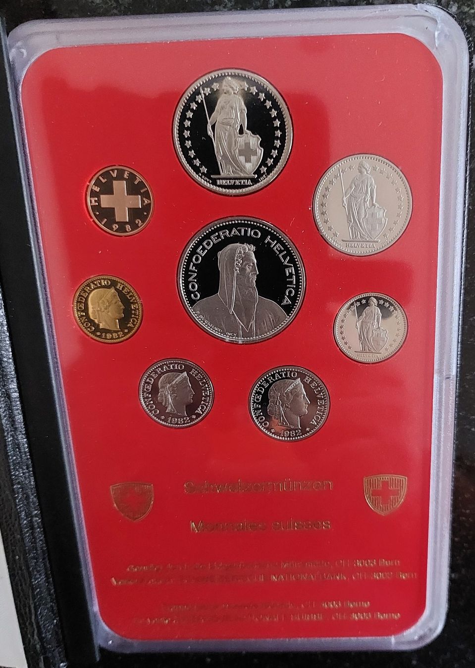 Tutti le monete: CH - Münzsatz 1982 pp – Nuovo e nell'imballaggio originale da Arch venduto da moneyswiss 3