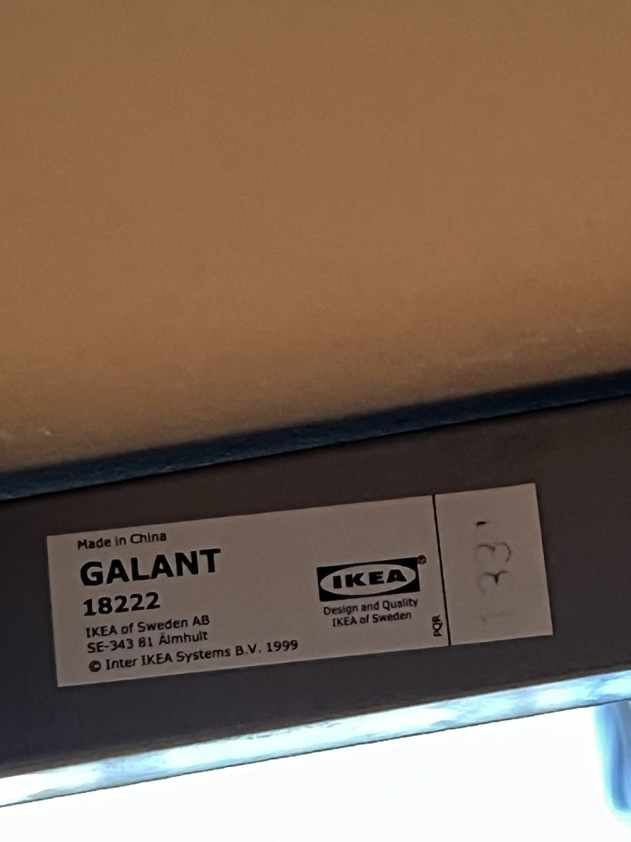 Scrivanie: Ikea Schreibtisch – Usato da Oftringen venduto da Kama02 1