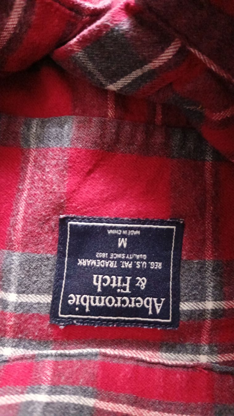 Abercrombie Hemden: Abercrombie & Fitch Shirt M – Gebraucht aus Glarus von tale1991 2