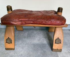 Antiker Kamelhocker / Fusshocker aus Leder