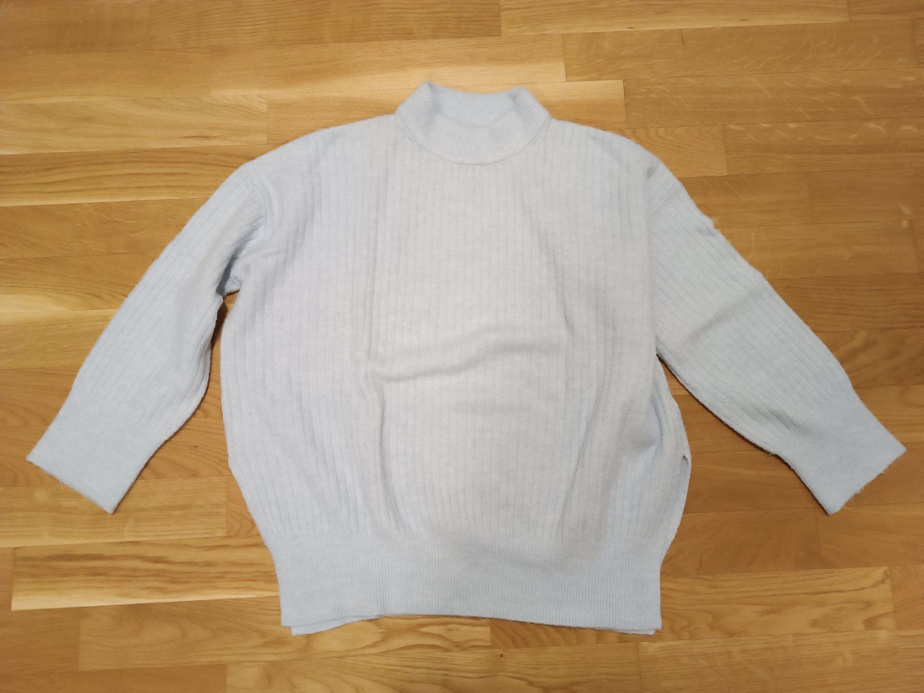 H&M Pullover & Sweatshirts: H&M Strickpullover Hellblau, Grösse XS – Gebraucht aus Luzern von sim_lqq2