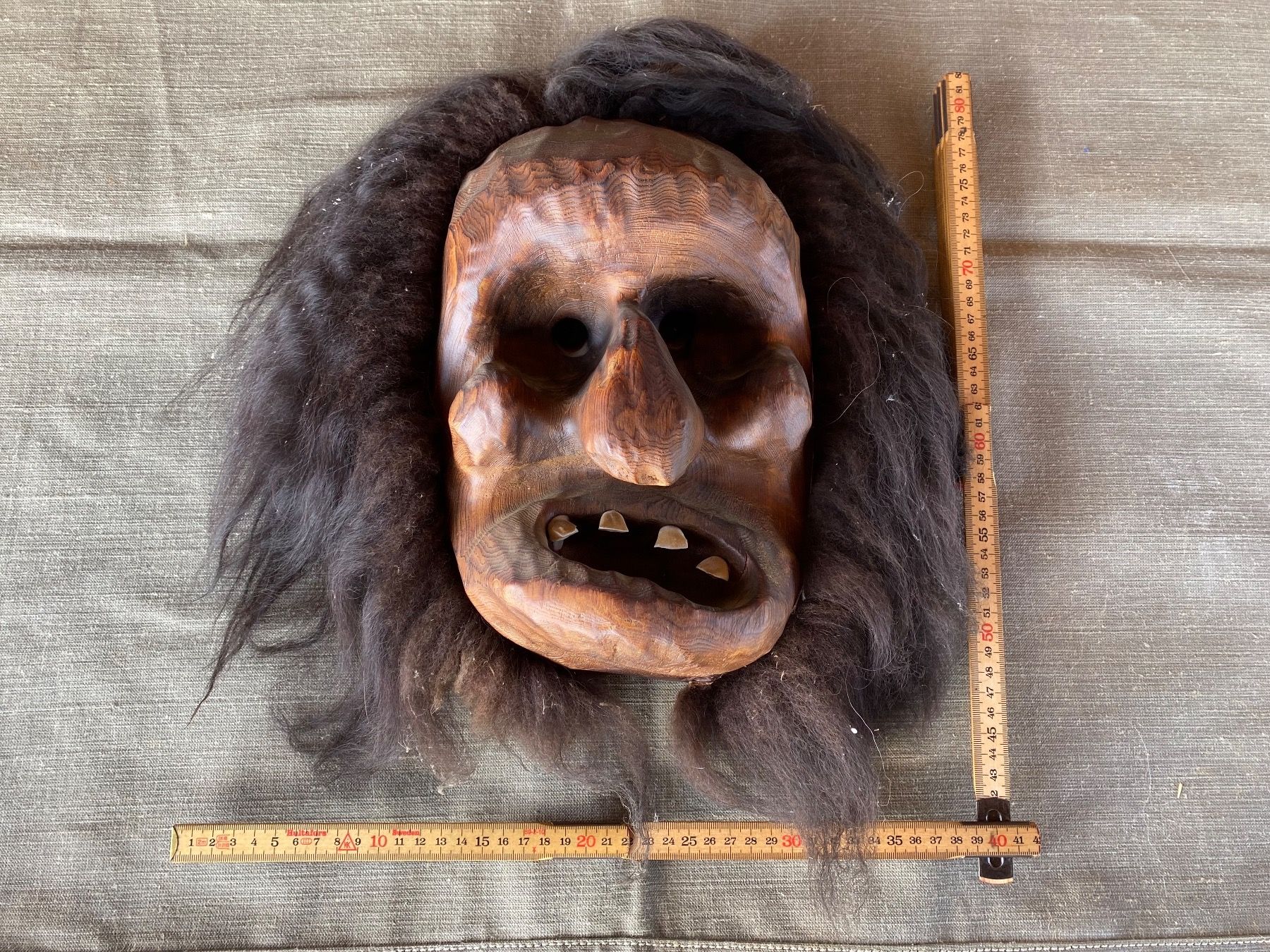 Altro in Antiquarato & Arte: sehr schöne alte Walliser Holzmaske – Usato da Feldbach venduto da Fea1 9