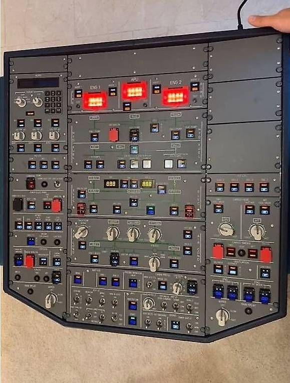 Jeux: Skalarki A320 Flight Simulator overhead & Floor Mount – D'occasion à Küsnacht ZH par CRev