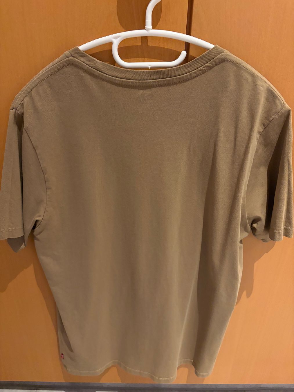 Levi's T-shirt: T-shirt Levi's - Taille M – Usato da Fully venduto da Ghalmara 2