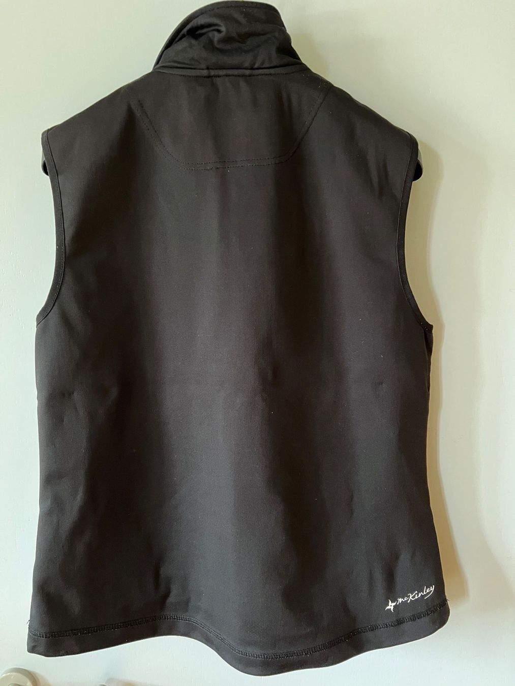 Mckinley Gilets & Westen: McKinley Weste Gr. 44 schwarz – Gebraucht aus Winterthur von mic_l98y 1