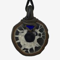 Septarie Stein Anhänger mit eingefasstem Lapislazuli