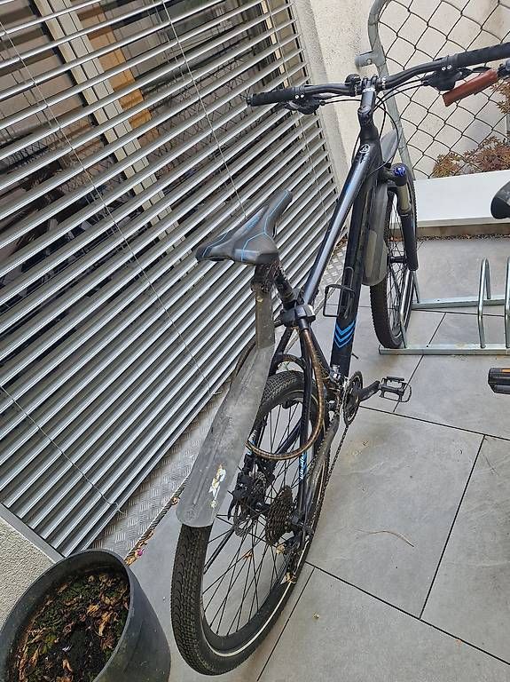 Velos: GIANT X3 – Defekt aus Winterthur von aal_s5hf 3