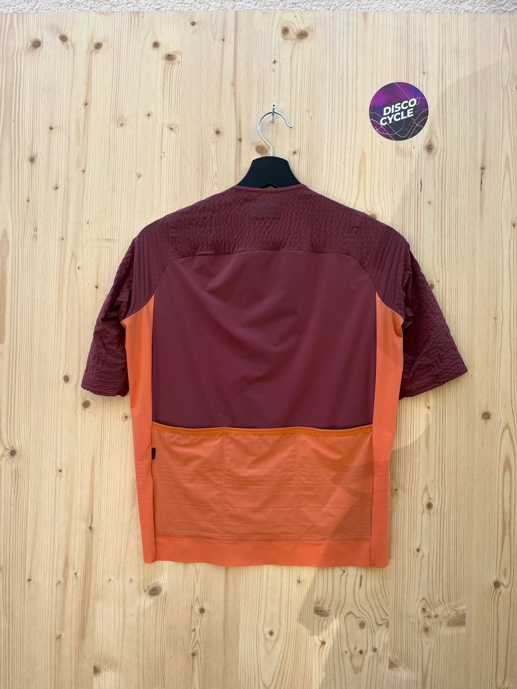 Pas Normal Studios Leibchen & Hosen: % Pas Normal Studios Men's Mechanism Pro Jersey - Orange L – Neu und originalverpackt aus Bern von Disco_Cycle 1