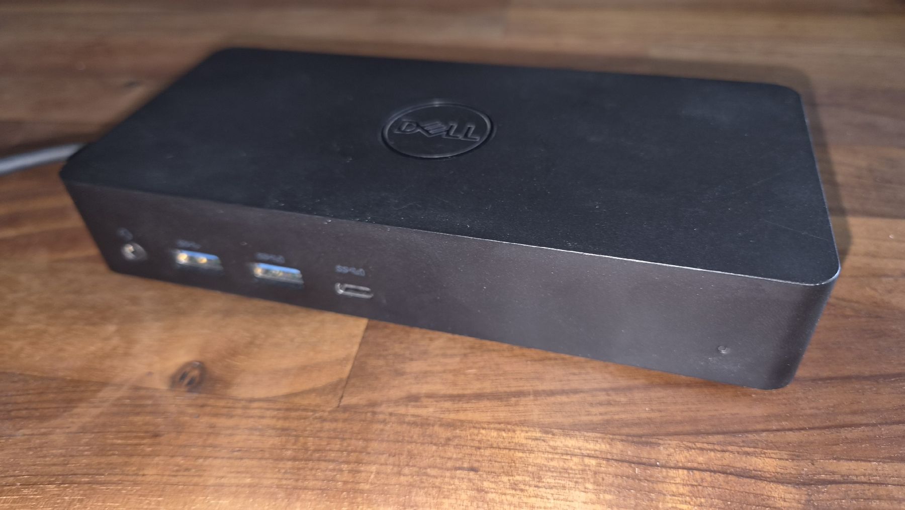 Dell Docking station: Dell D6000 USB-C Dockingstation mit Netzteil 130W  – Usato da Teufen ZH venduto da finetec