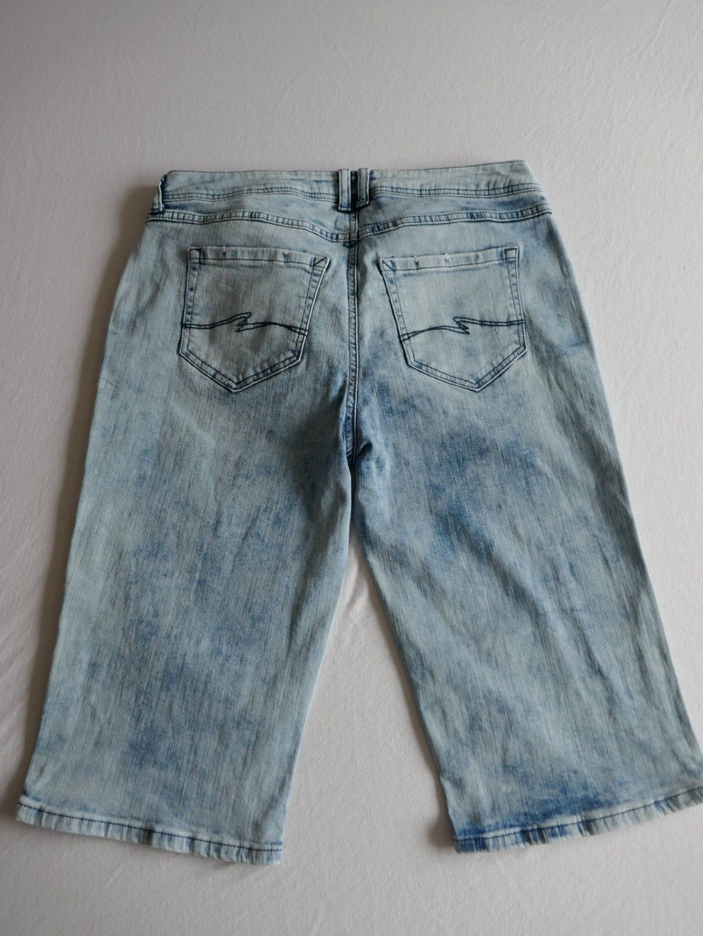 Jeans: Street One   halblange Jeanshose  -  hellblau – Usato da Volketswil venduto da Cobra22 3