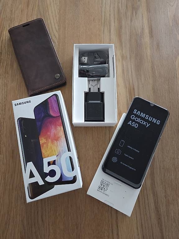 Telefoni cellulari / Smartphones: Samsung A50 NEU – Usato da Münchenbuchsee venduto da Sape1 3