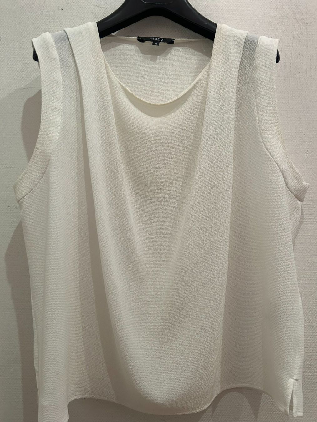 Top: Elégant top blanc coupe ample, T/M – Nuovo (secondo la descrizione) da nyon venduto da Lbabi 1