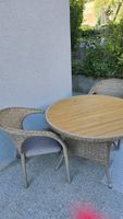 Gartentisch mit 4 Stühlen Ratan Geflecht guter Zustand.