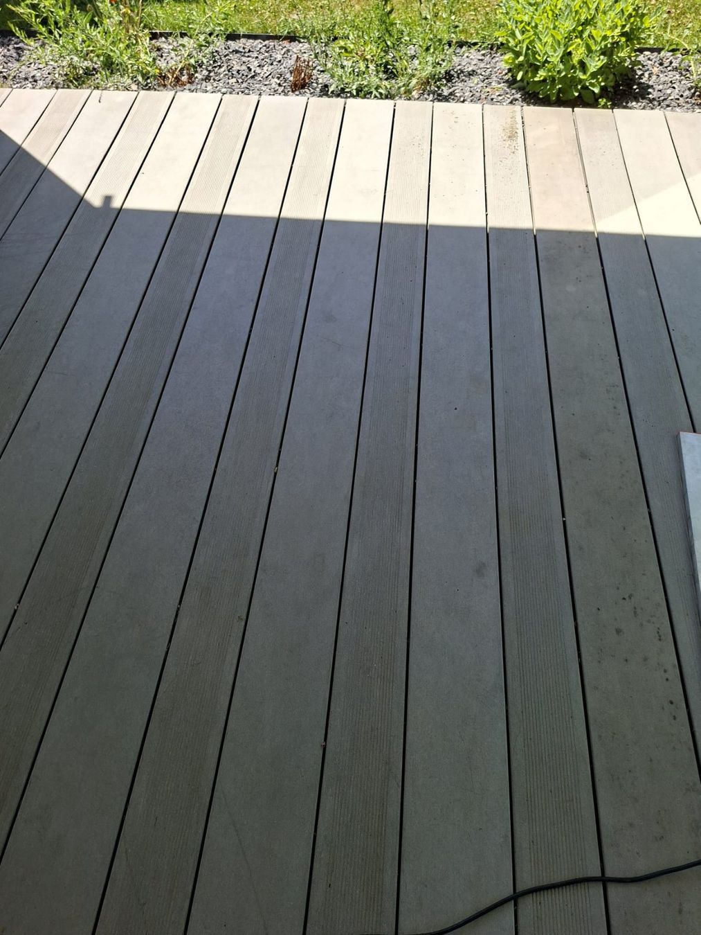 Bodenbeläge: Lames composites pour terrasse – Gebraucht aus St-Oyens von garin_lee