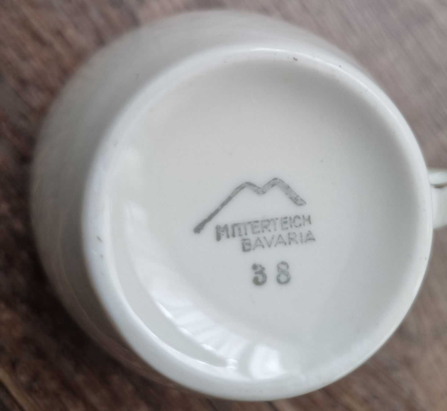 Set di piatti: Kaffeegeschirrset "Mitterteich Bavaria" – Usato da Gams venduto da tischi97 4