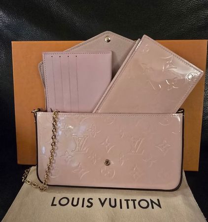 Louis Vuitton M64358FÉLICIE POCHETTE