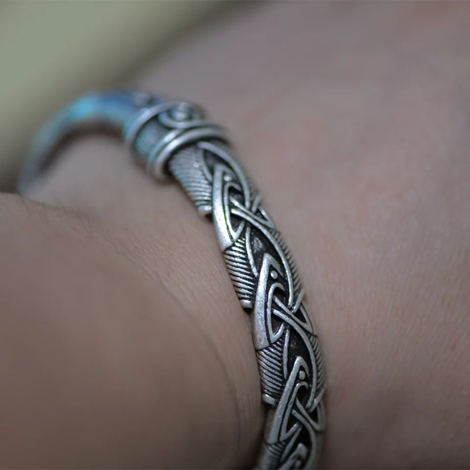 Bracelets: Sehr schöner Armreif – Neuf avec emballage d'origine à Herzogenbuchsee par Melissa110 4