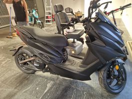 NEXT NX2 ELEKTRO ROLLER 130KMH NEUPREIS 7800CHF