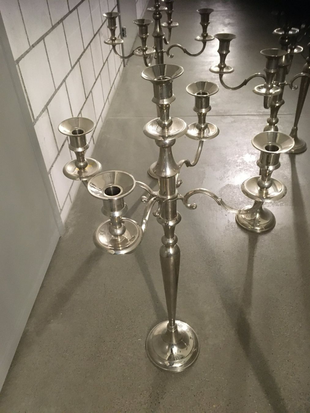 Portacandele: Kerzenständer 5 armig, versilbert, 4 Stück – Usato da Murg venduto da inf_gy8v 5