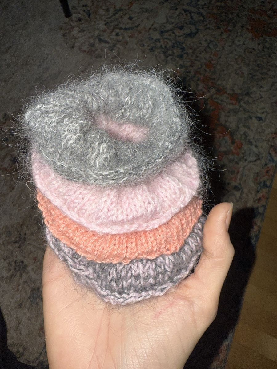 Accessori per capelli: Scrunchie gestrickt pink – Nuovo e nell'imballaggio originale da Mörschwil venduto da Seegurke18 3