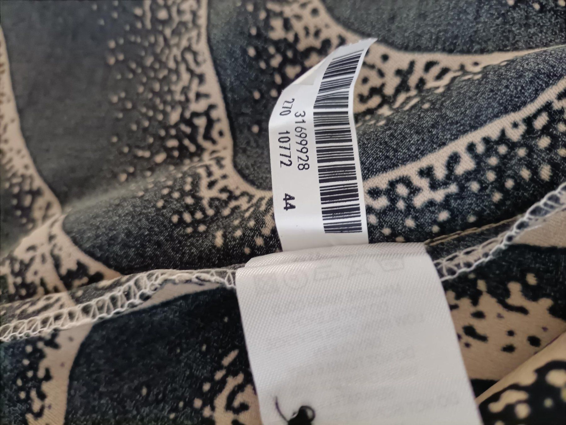 Pierre Cardin Vestiti: Kleid, Pierre Cardin, Gr.44 – Nuovo (secondo la descrizione) da Obergösgen venduto da js9_h6hp 2