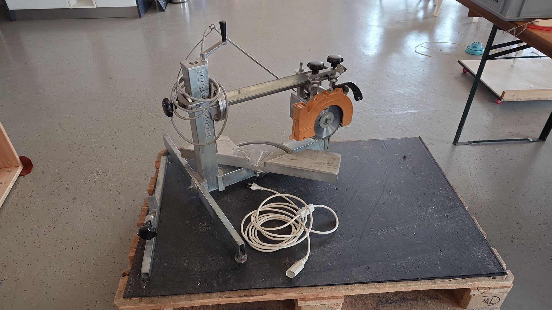 Seghe: Kenwood Universalsäge Type M40. – Usato da Bolken venduto da WHITE-1 6