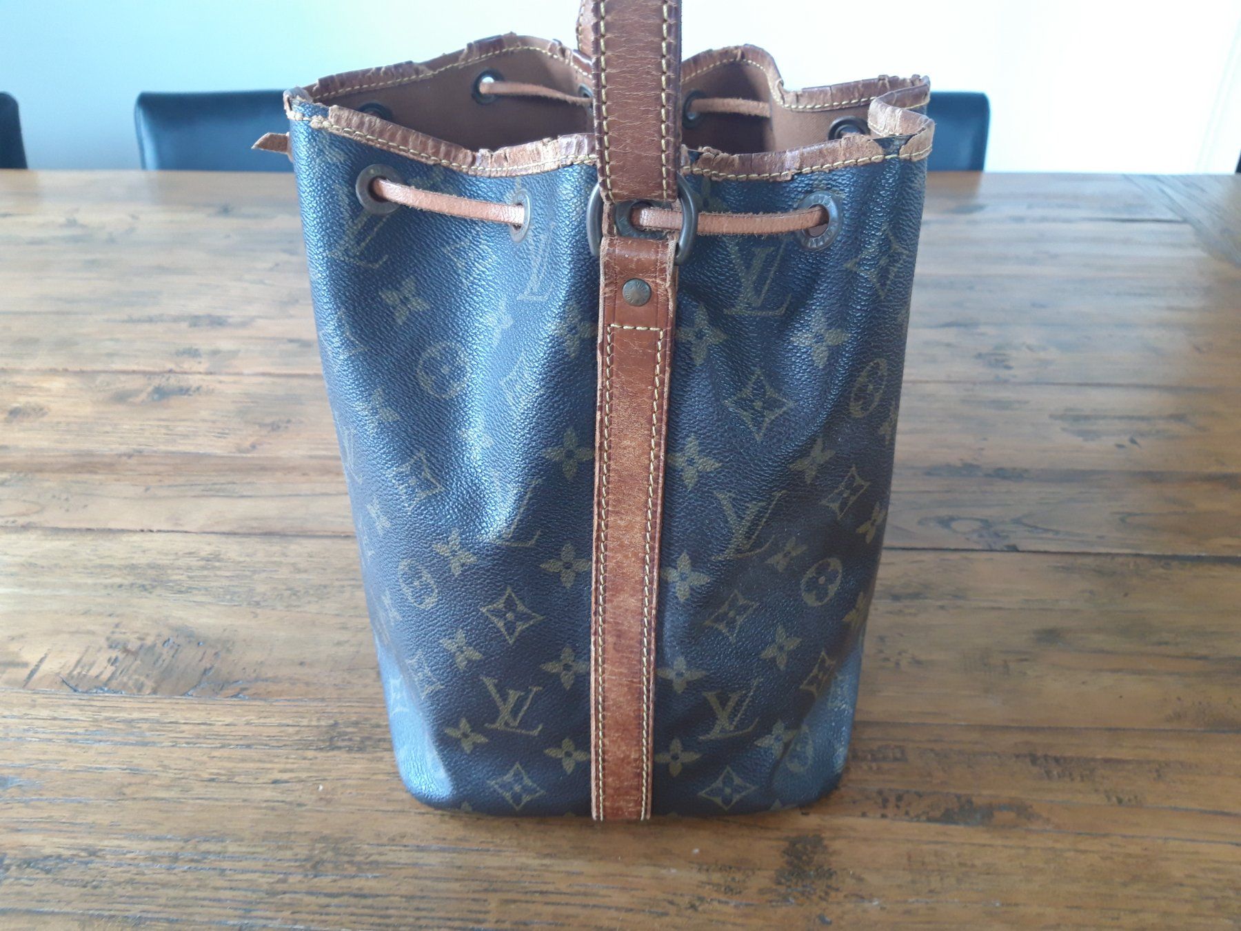 Taschen für Damen: Louis Vuittons Noe Handtasche – Gebraucht aus Feuerthalen von tanatha_st 5