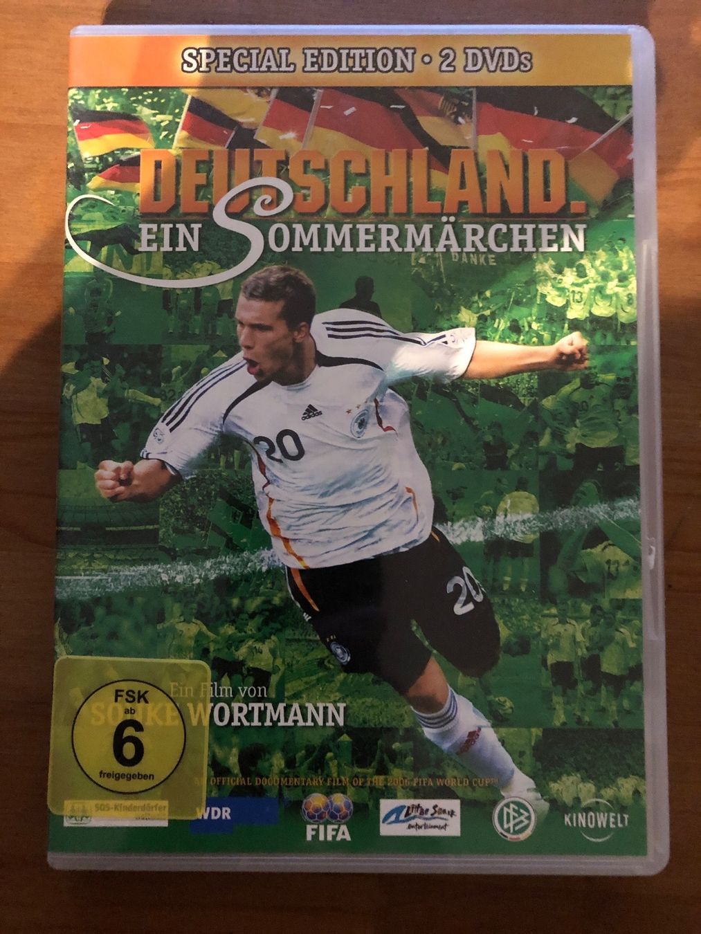 Tutti i DVDs: Deutschland. Ein Sommermärchen DVD – Usato da Glarus venduto da Jhuber78