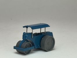 GB- Wiking Strassenwalze mit Dach azurblau